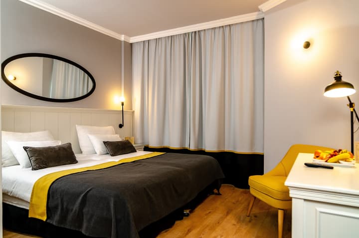 Royal Plaza Hotel