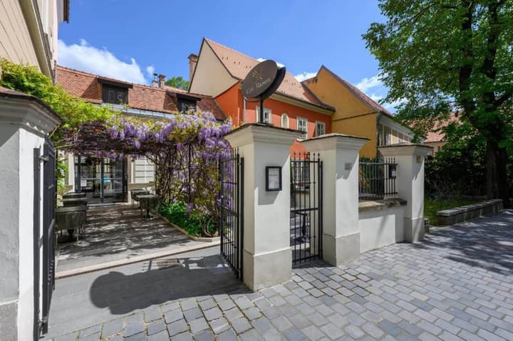 Maison Bistro & Hotel