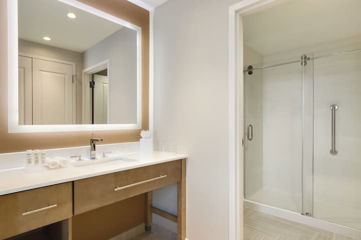 Homewood Suites by Hilton Calgary Downtown
