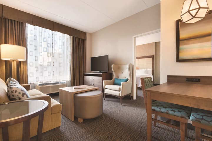 Homewood Suites by Hilton Calgary Downtown