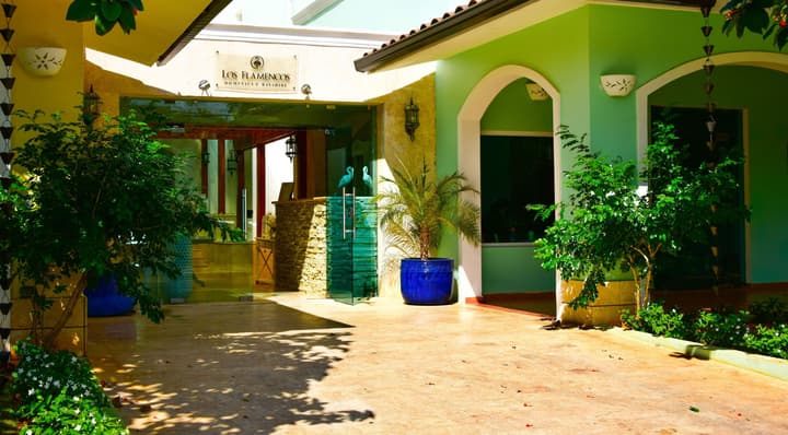 Los Flamencos Aparthotel