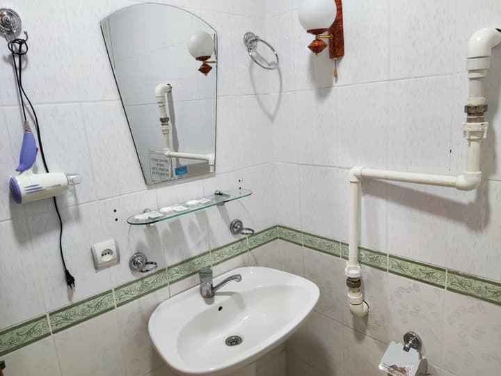 Ziyobaxsh Hotel
