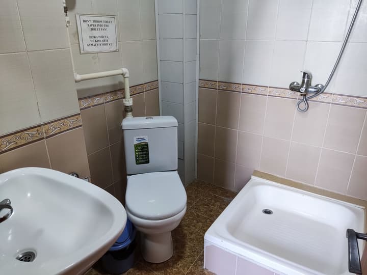 Ziyobaxsh Hotel