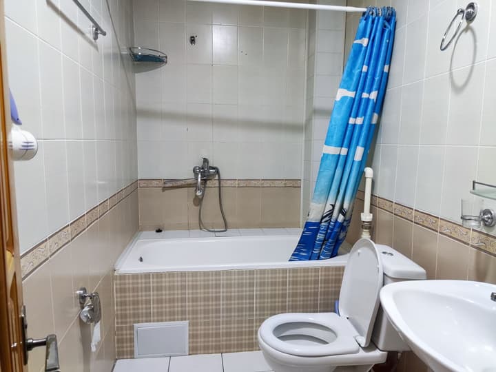Ziyobaxsh Hotel