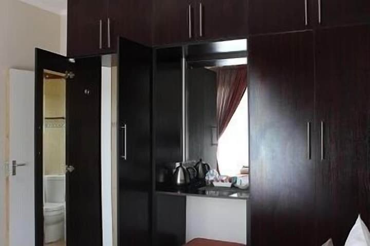Big Five Guest House