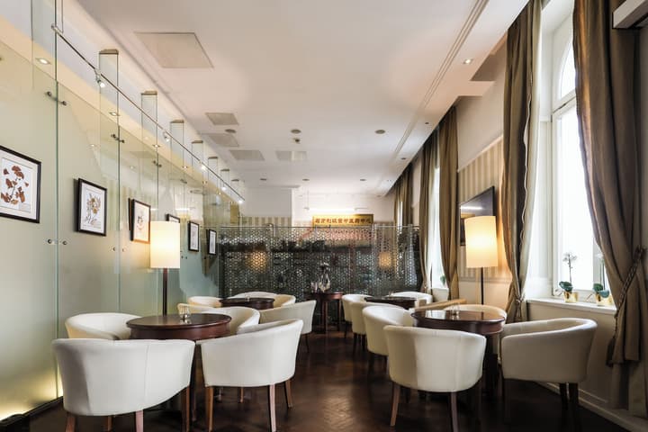 Mirage Medic Hotel