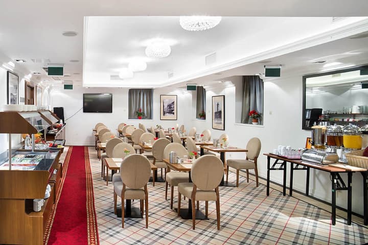 Mirage Medic Hotel