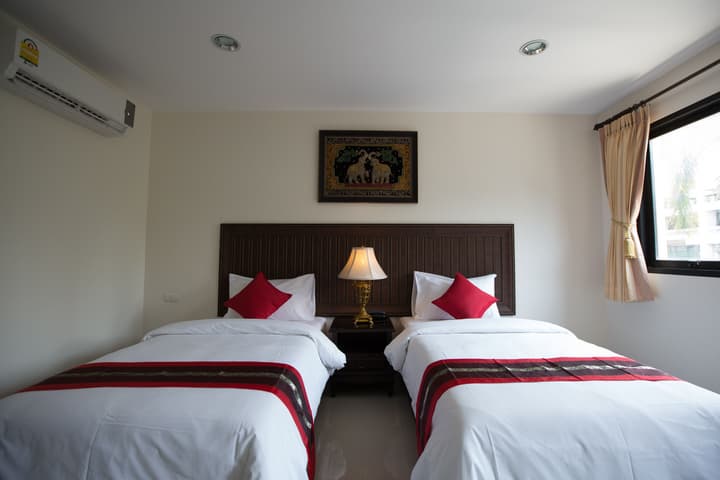True Siam Rangnam Hotel