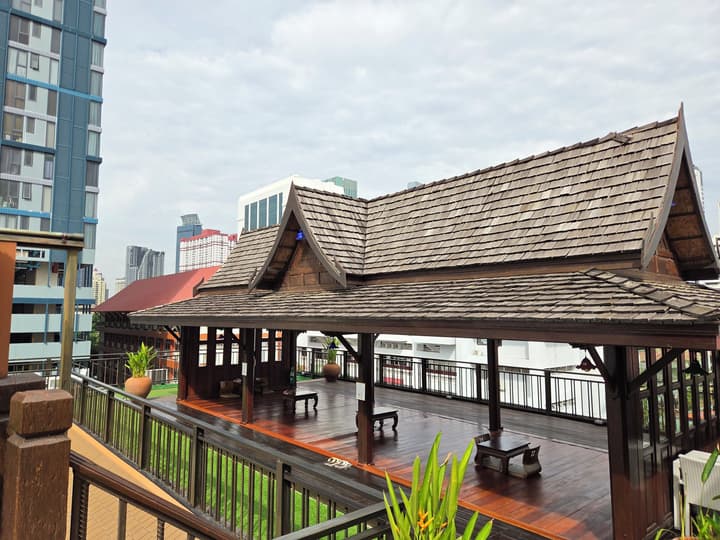 True Siam Rangnam Hotel