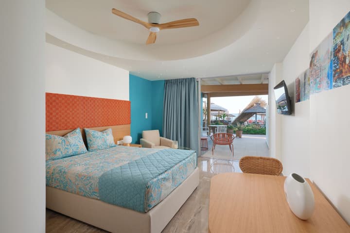 Aptera Beach