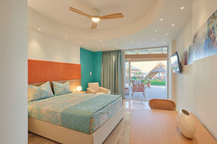 Aptera Beach