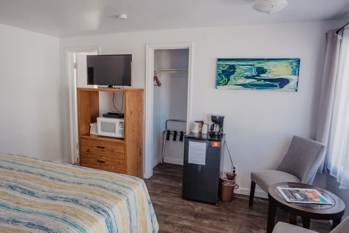 Lamplighter Lodge