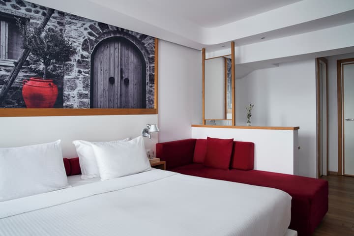 Olive Green Hotel