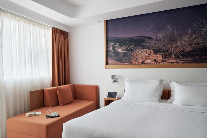 Olive Green Hotel