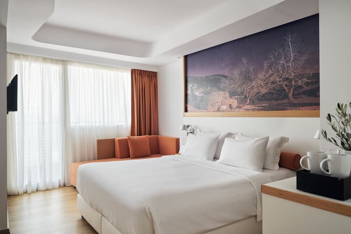 Olive Green Hotel