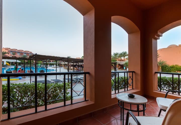 Jaz Makadi Oasis Club