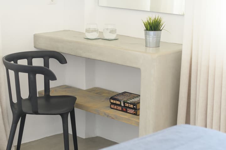 Cova Mykonos Suites