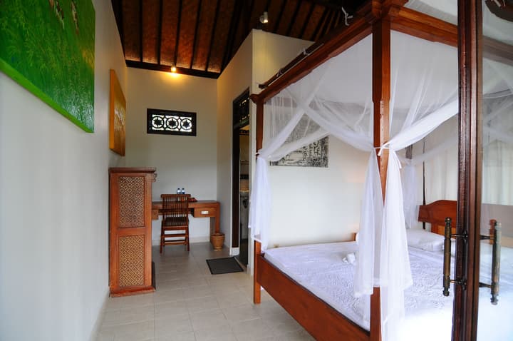 Villa Lihat Sawah