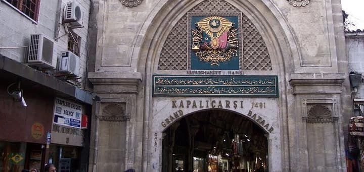 Golden Saray Apart
