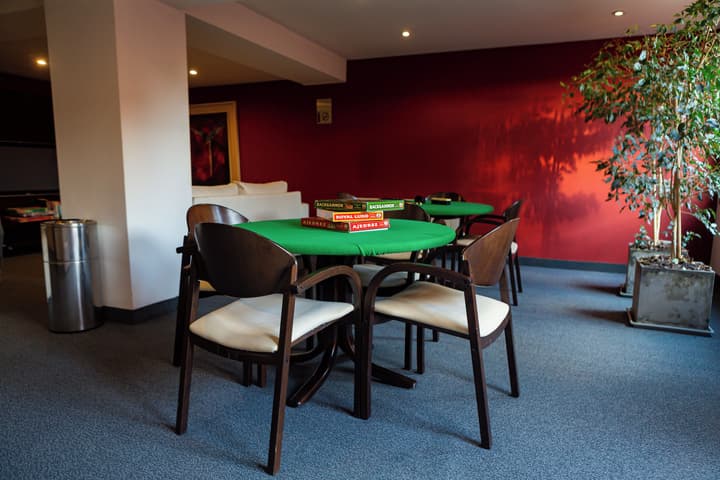 Hotel Mil 810