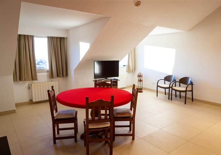 Hotel Mil 810