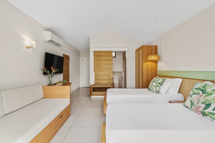 Coral Azur Beach Resort