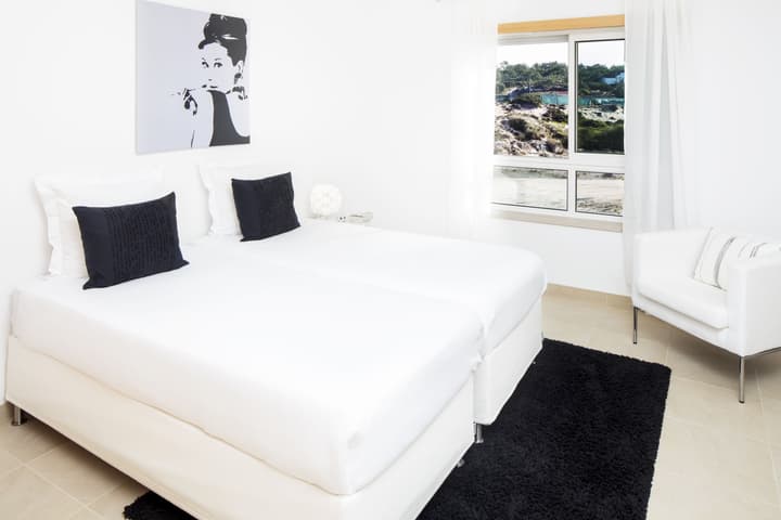 The Beachfront Praia D'el Rey Golf & Beach Resort