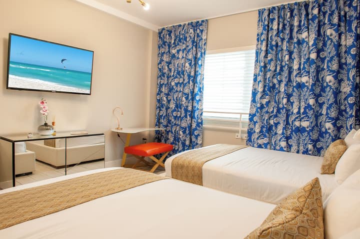 Oceanside Hotel and Suites