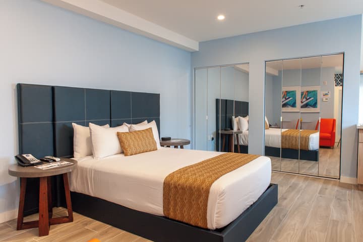Oceanside Hotel and Suites
