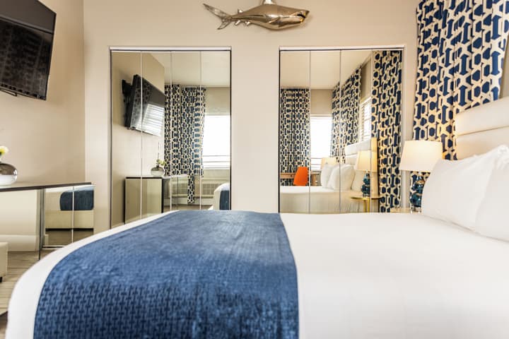 Oceanside Hotel and Suites
