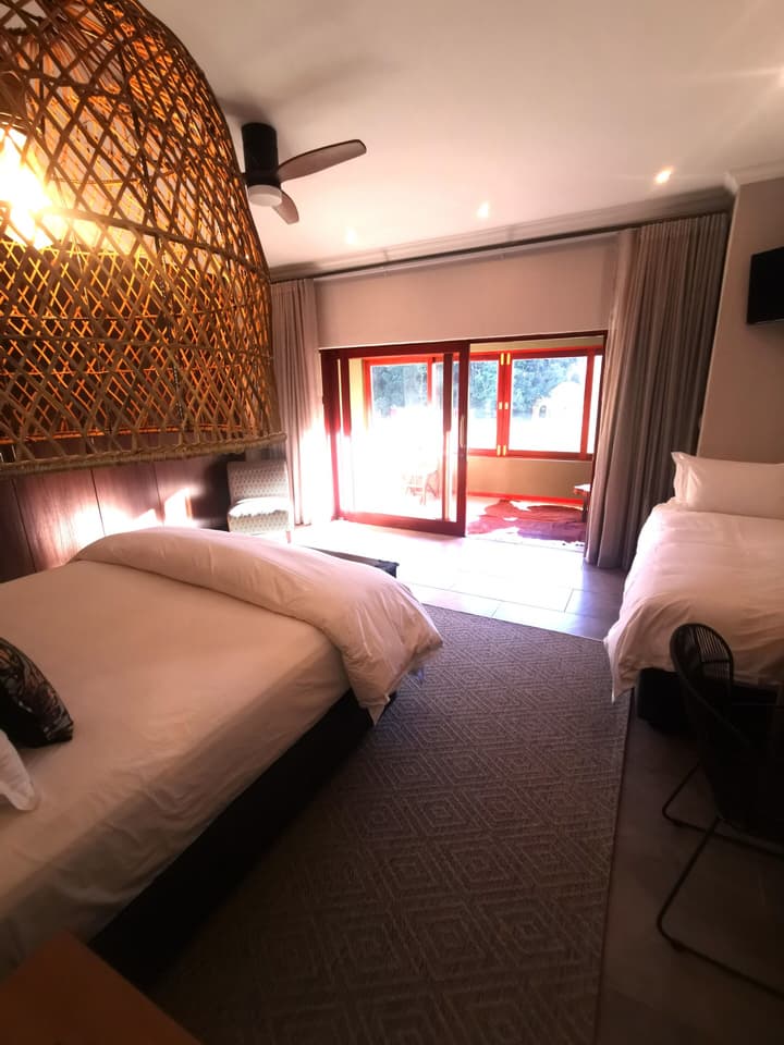 Bambuu Lakeside Lodge