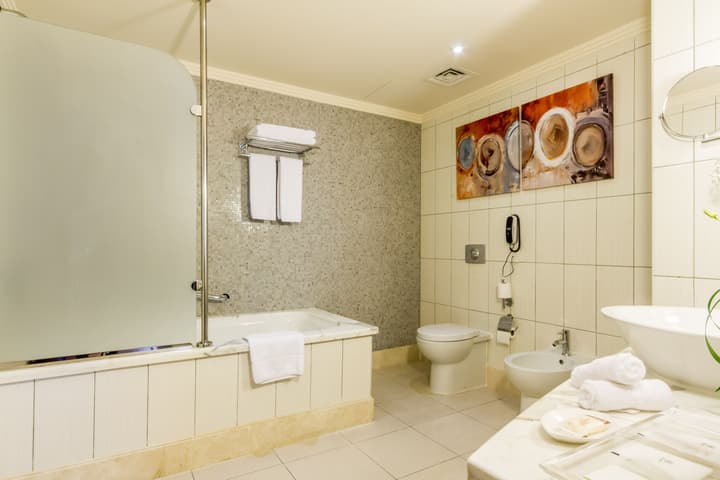 Sunday Suites Excelsior Hotel Deira (formerly Sheraton Deira)