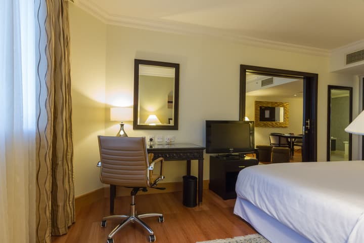 Sunday Suites Excelsior Hotel Deira (formerly Sheraton Deira)