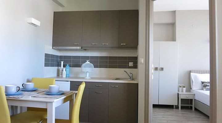 Pantheon Apartments
