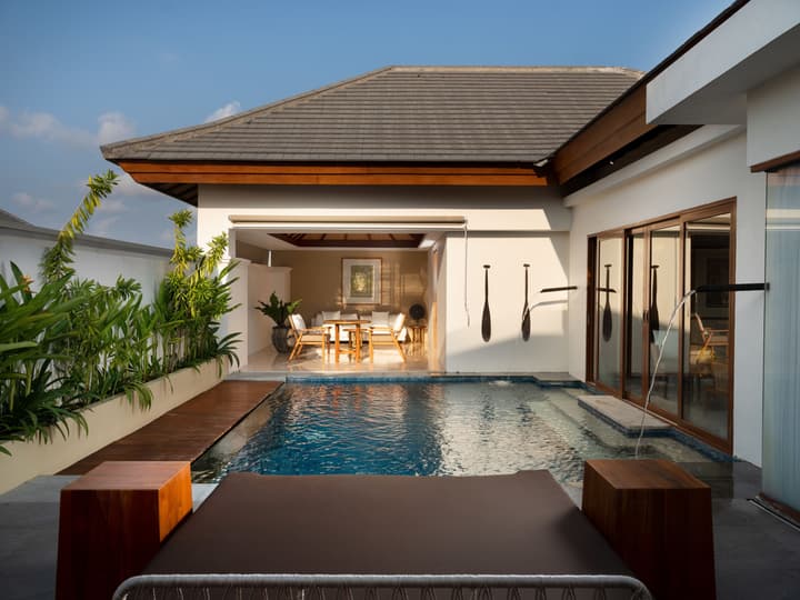 The Bandha Hotel & Suites
