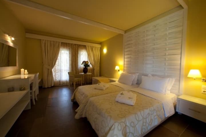 Aktaion Resort