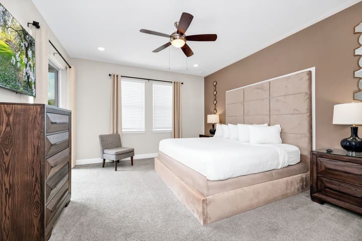 Encore Resort and Water Park at Reunion by Rentyl