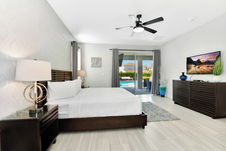 Encore Resort and Water Park at Reunion by Rentyl