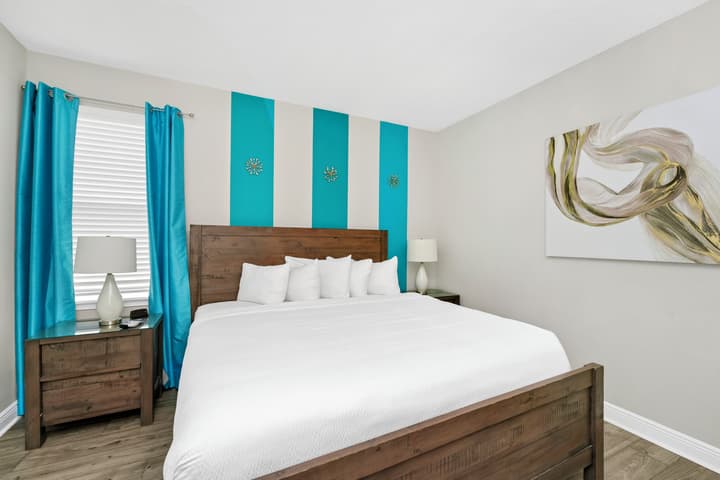 Encore Resort and Water Park at Reunion by Rentyl
