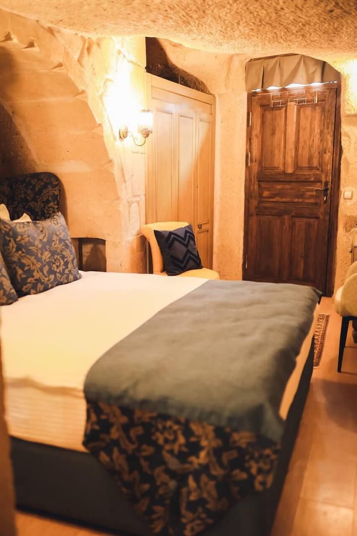 Elaa Cave Hotel