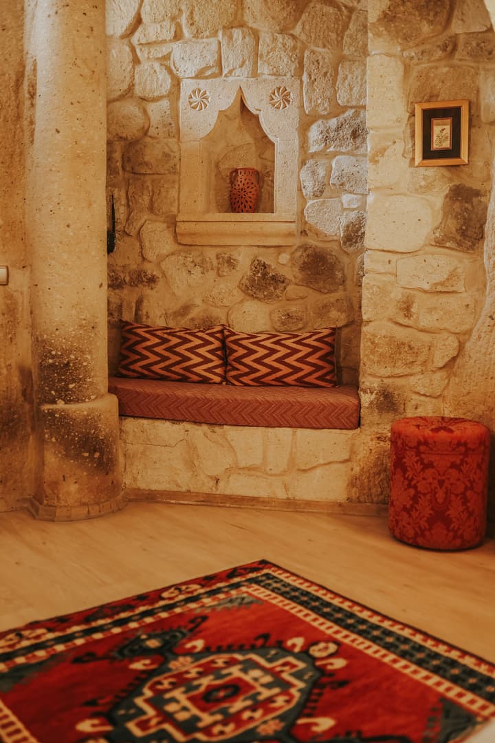 Elaa Cave Hotel