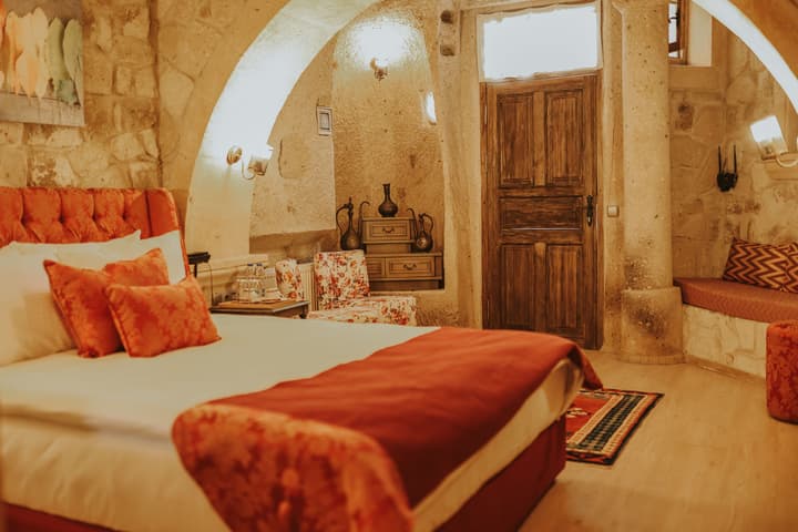 Elaa Cave Hotel