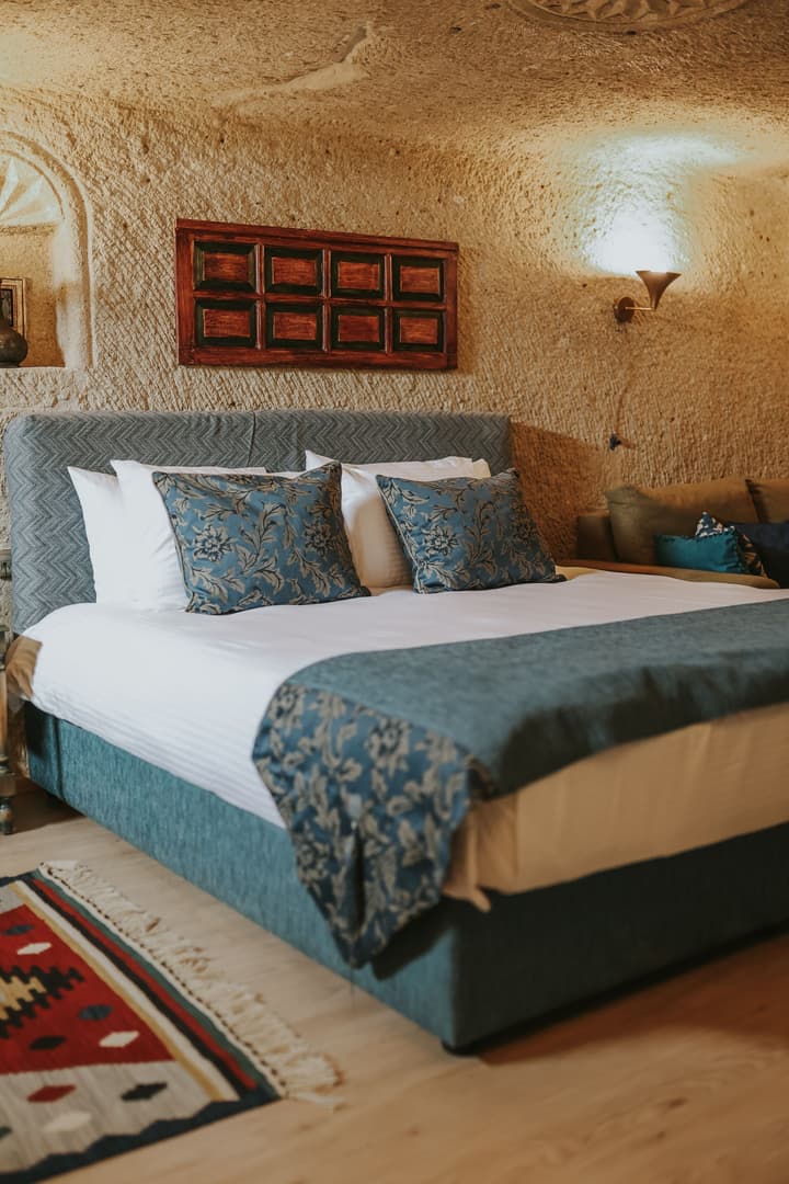 Elaa Cave Hotel