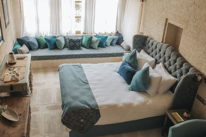 Elaa Cave Hotel