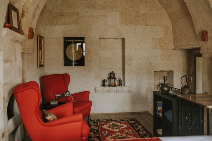 Elaa Cave Hotel