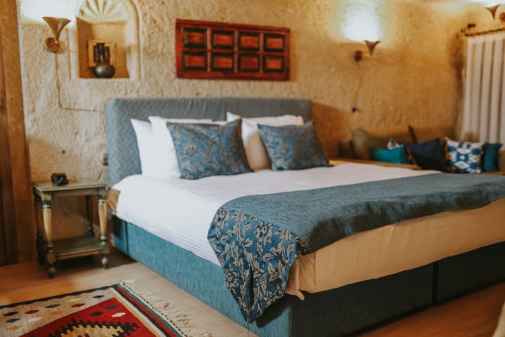 Elaa Cave Hotel