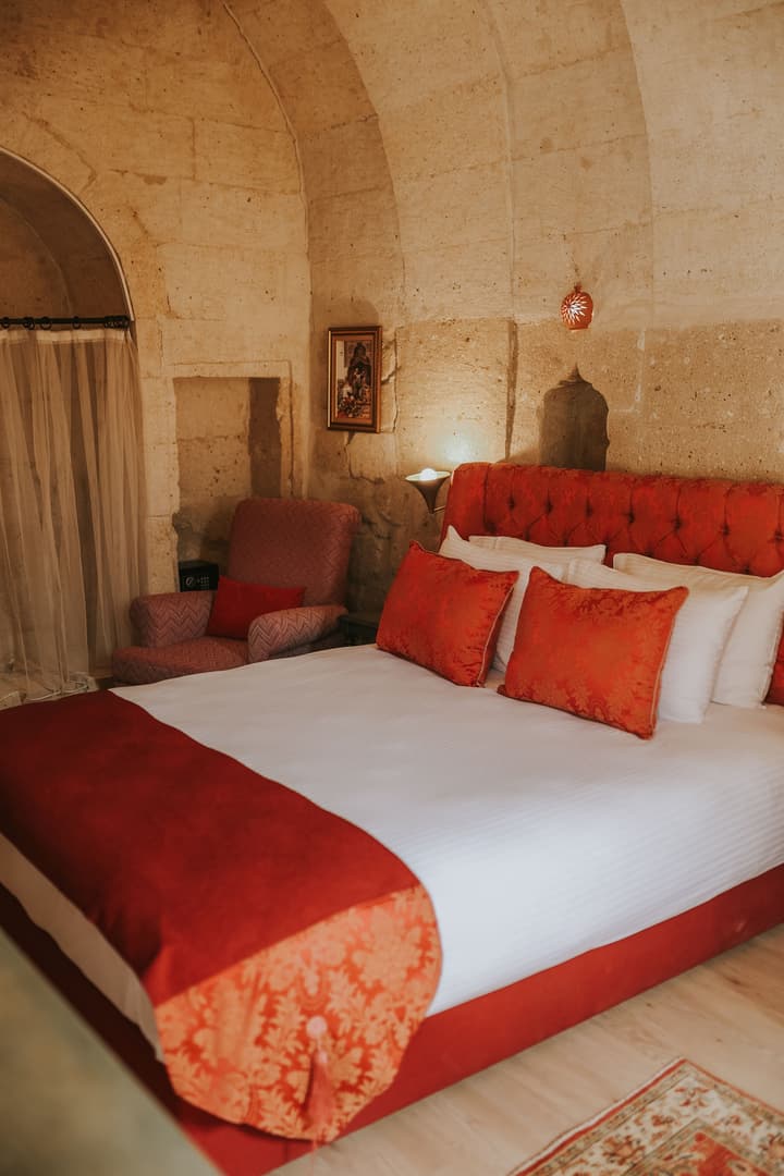 Elaa Cave Hotel