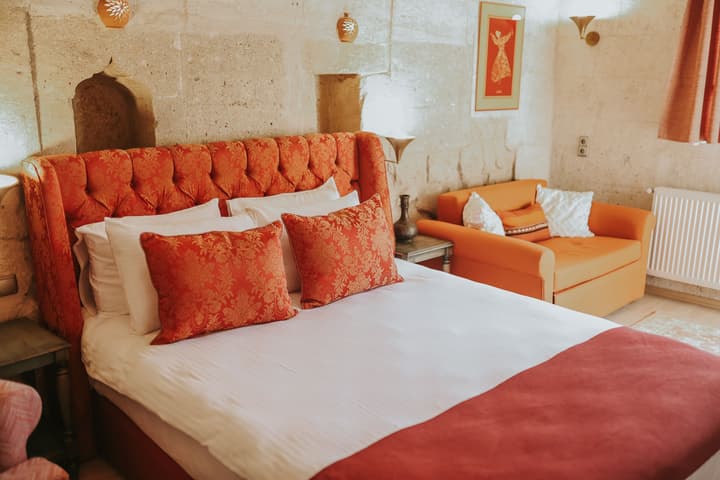Elaa Cave Hotel