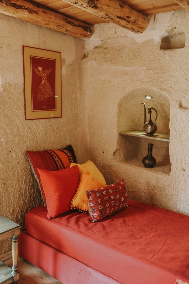 Elaa Cave Hotel