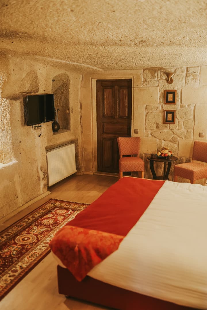 Elaa Cave Hotel